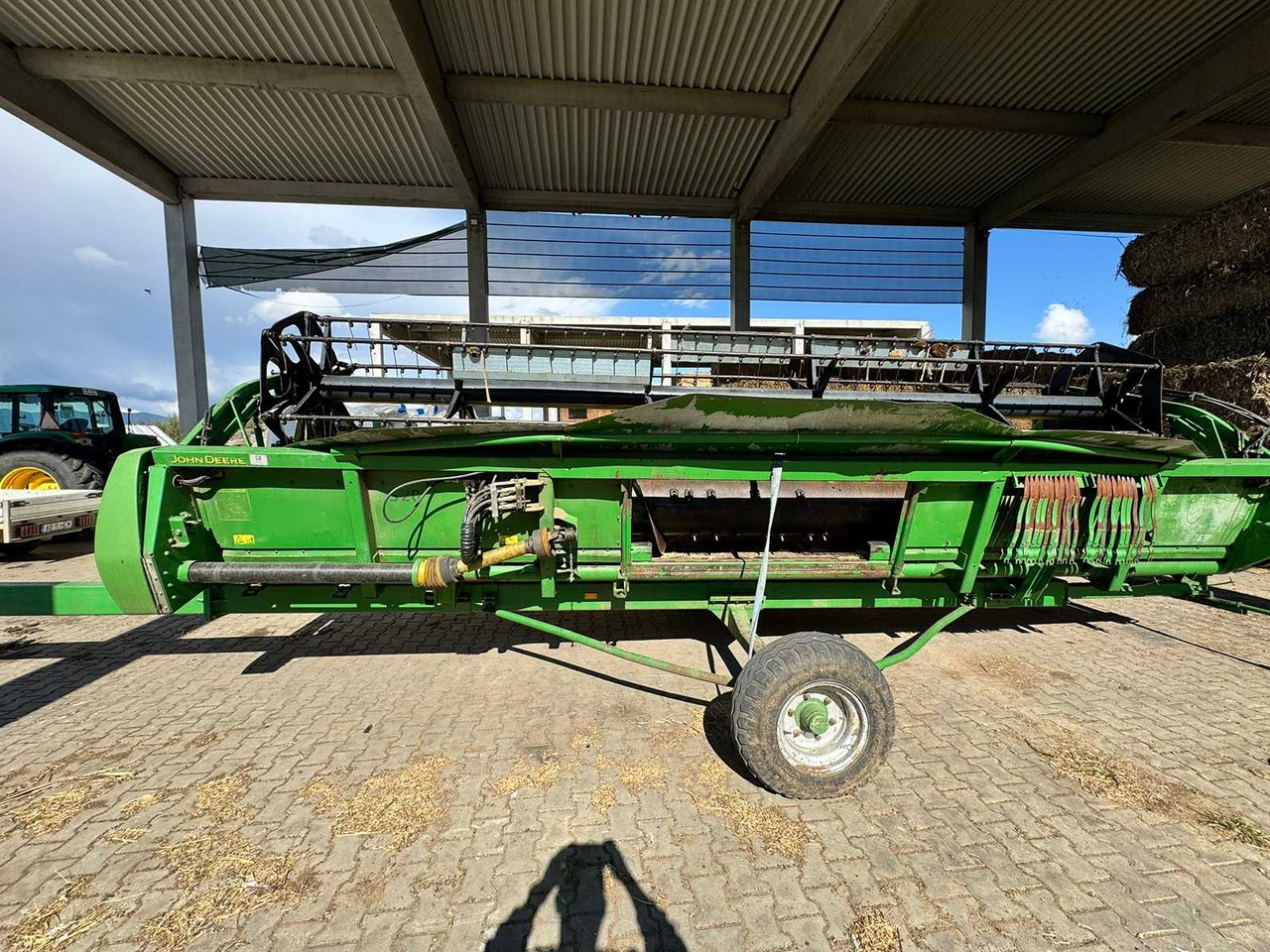 JOHN DEERE 622 - Pemanen gabungan: gambar 1 JOHN DEERE 622 - Pemanen gabungan: gambar 1