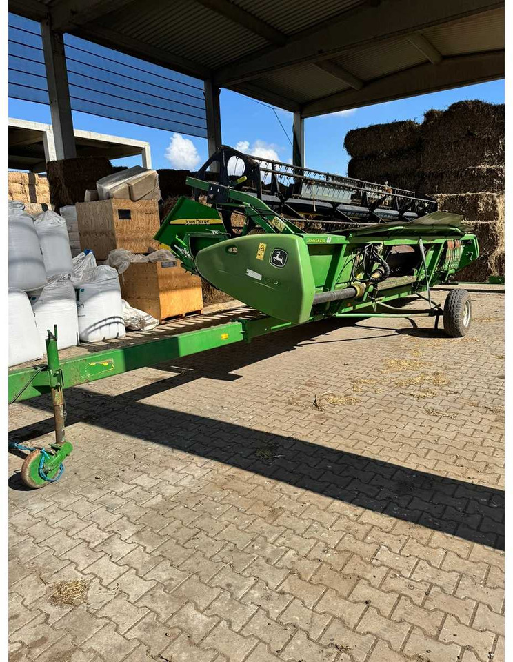 JOHN DEERE 622 - Pemanen gabungan: gambar 3 JOHN DEERE 622 - Pemanen gabungan: gambar 3