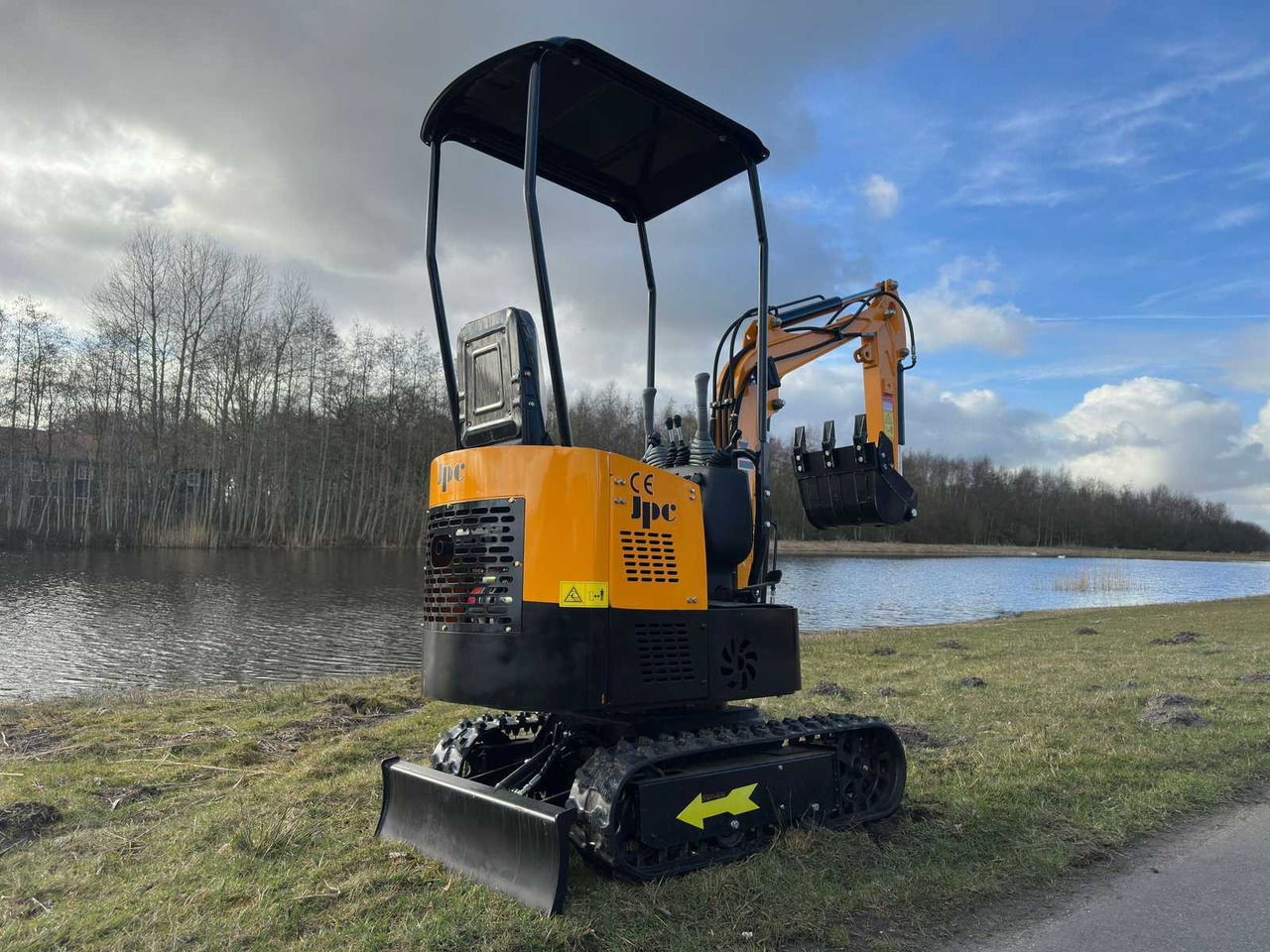 JPC HT12 - Ekskavator mini: gambar 5 JPC HT12 - Ekskavator mini: gambar 5