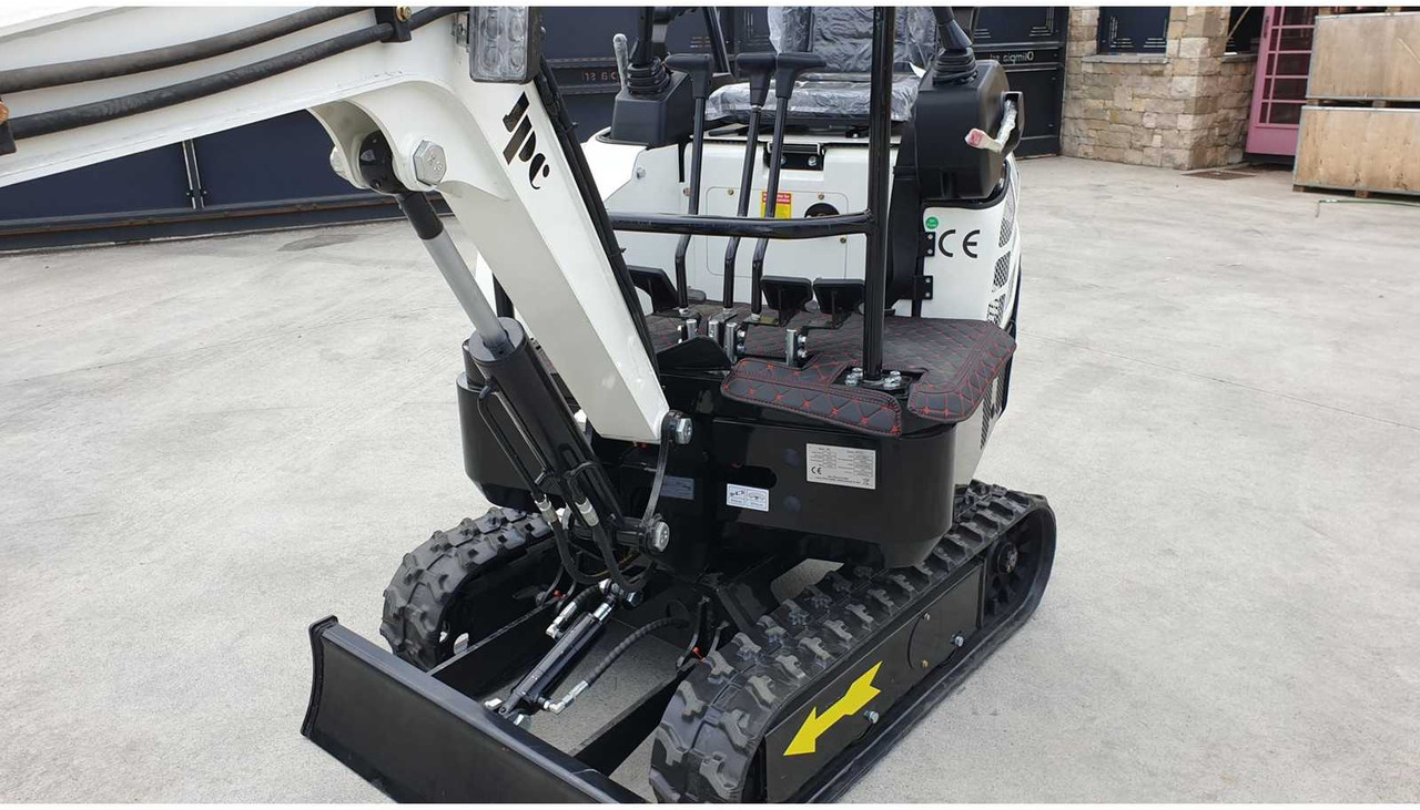 Ekskavator mini JPC HT13 MINI EXCAVATOR: gambar 17 Ekskavator mini JPC HT13 MINI EXCAVATOR: gambar 17