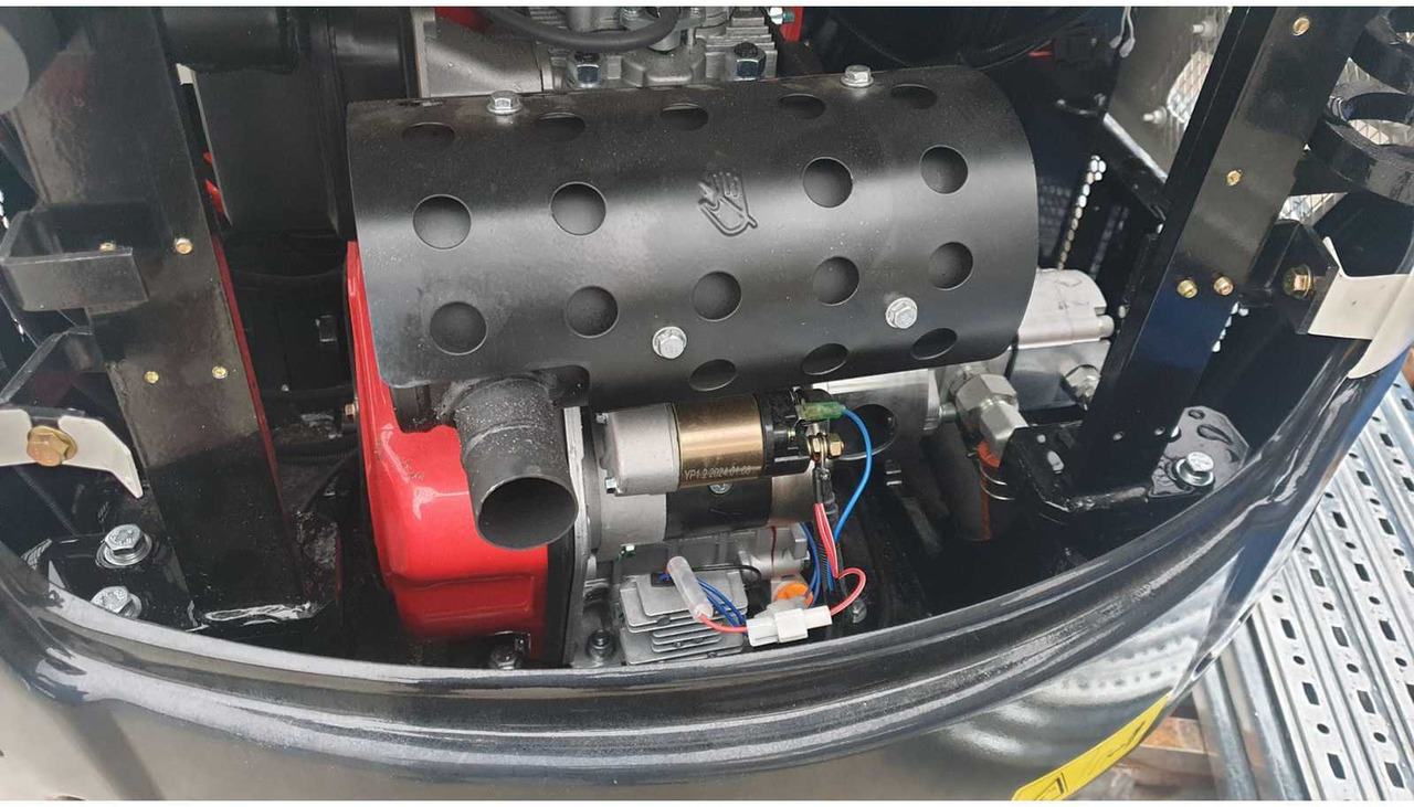 Ekskavator mini JPC HT13 MINI EXCAVATOR: gambar 26 Ekskavator mini JPC HT13 MINI EXCAVATOR: gambar 26