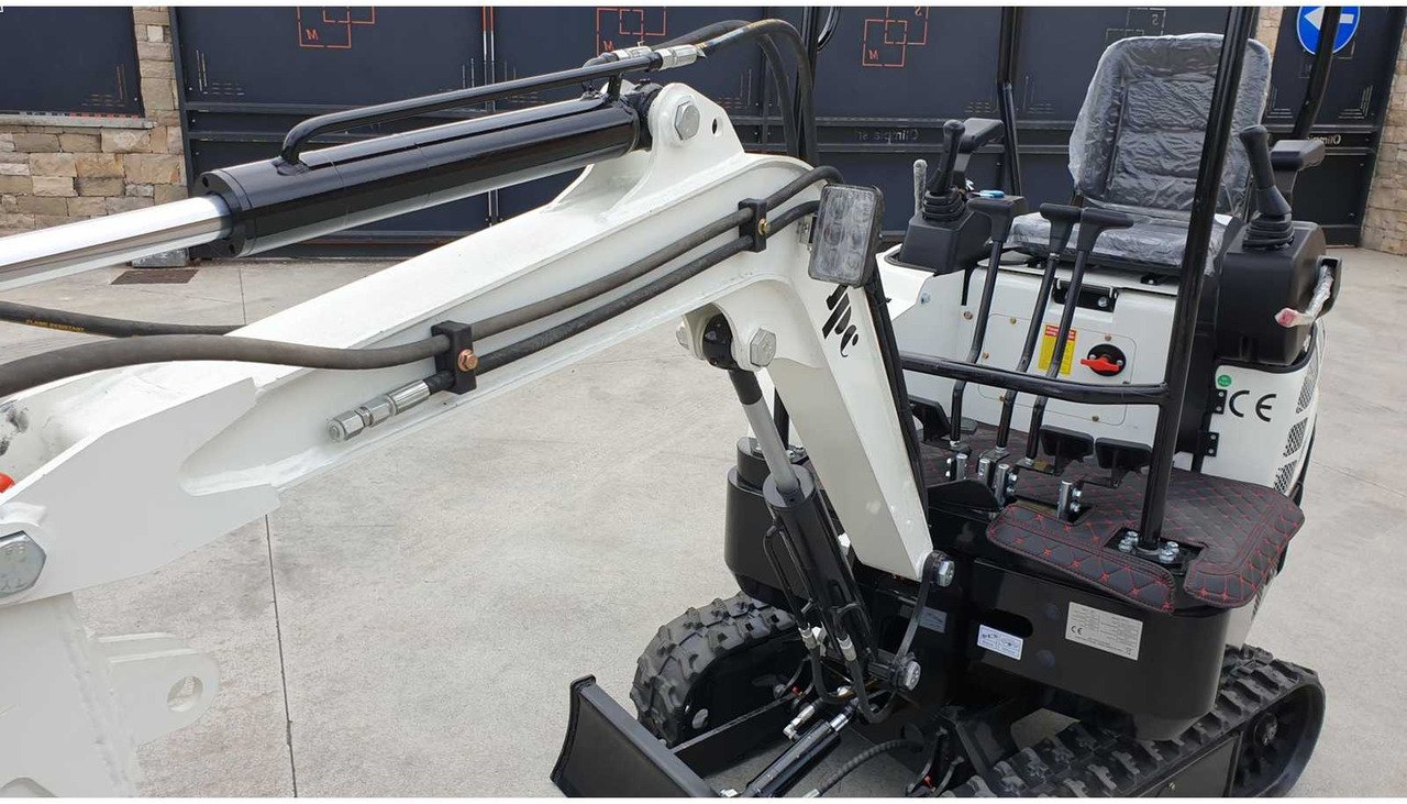 Ekskavator mini JPC HT13 MINI EXCAVATOR: gambar 16 Ekskavator mini JPC HT13 MINI EXCAVATOR: gambar 16