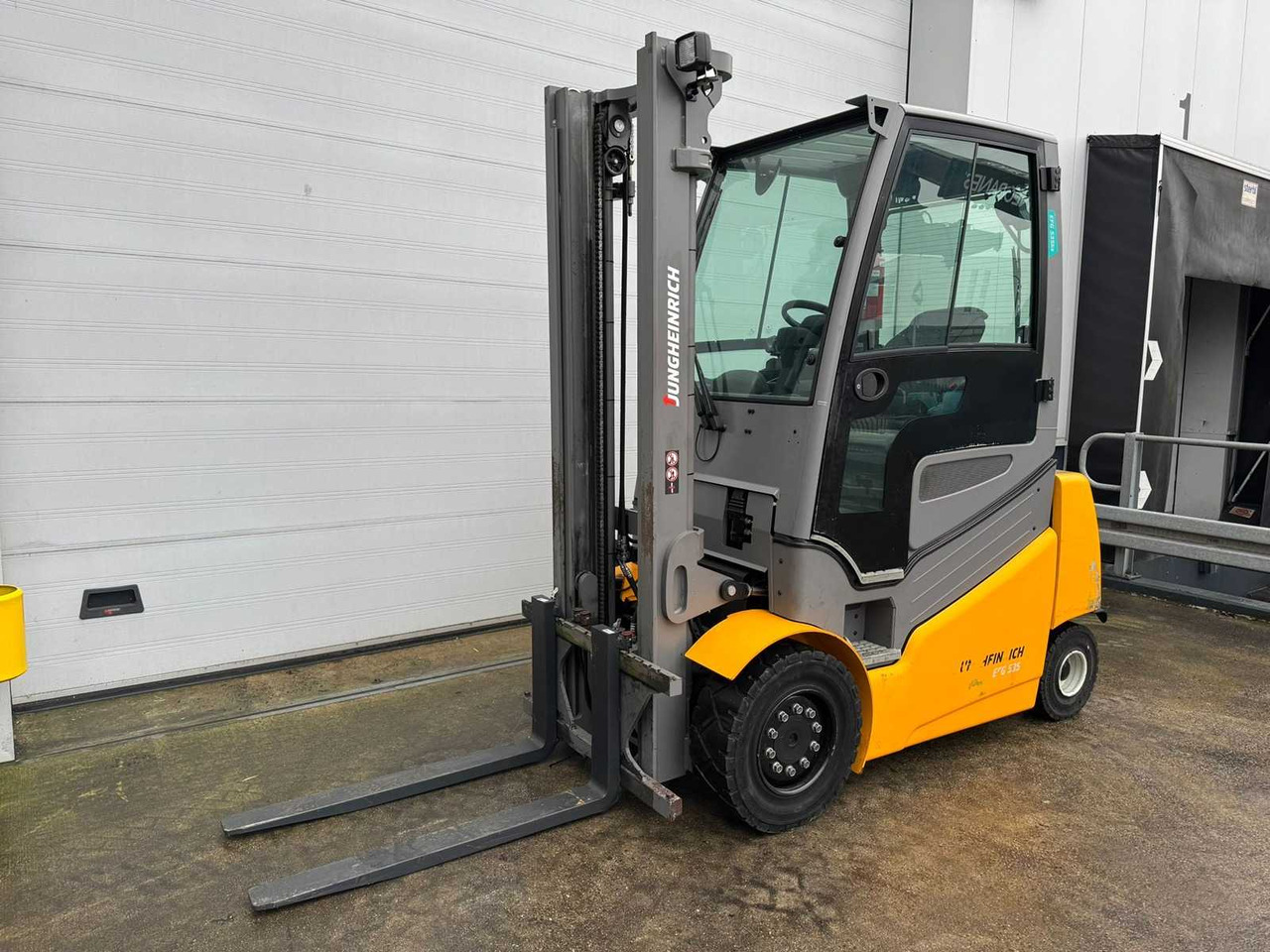 JUNGHEINRICH - 2016 - EFG-535-KS - FORKLIFT TRUCK - Forklift: gambar 1 JUNGHEINRICH - 2016 - EFG-535-KS - FORKLIFT TRUCK - Forklift: gambar 1