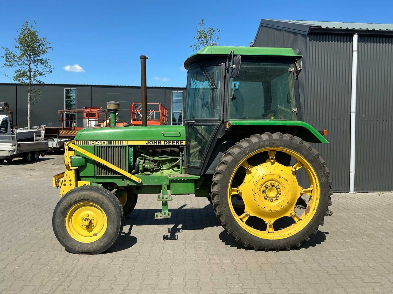 John Deere 1640 Synchron - Traktor: gambar 3 John Deere 1640 Synchron - Traktor: gambar 3