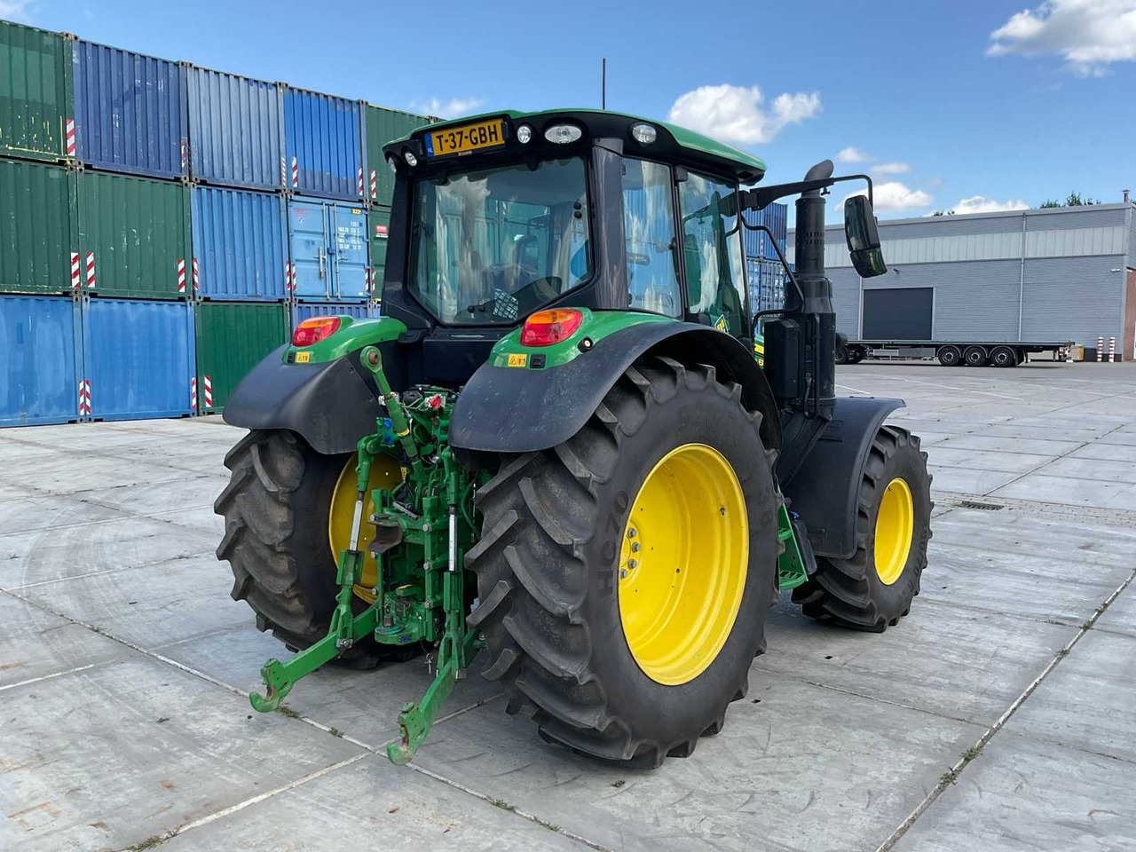 John Deere 6120M - Traktor: gambar 5 John Deere 6120M - Traktor: gambar 5