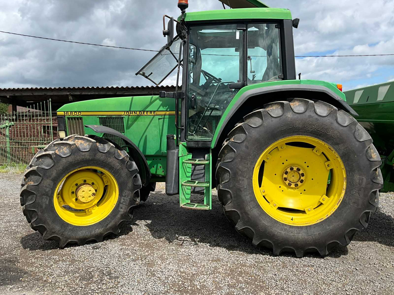 John Deere 6800 MW26800AS - Traktor: gambar 2 John Deere 6800 MW26800AS - Traktor: gambar 2