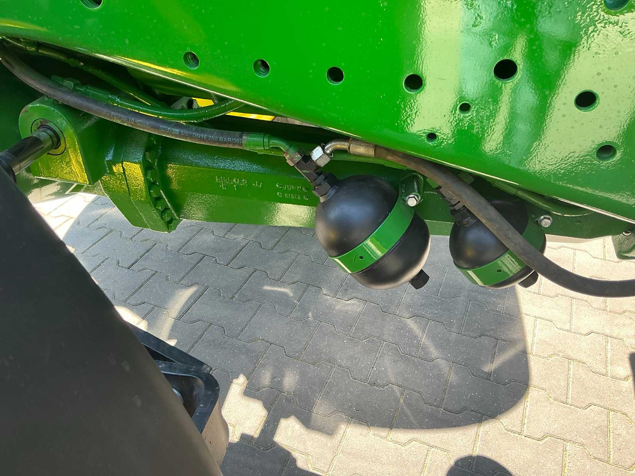 Traktor John Deere 7710: gambar 9