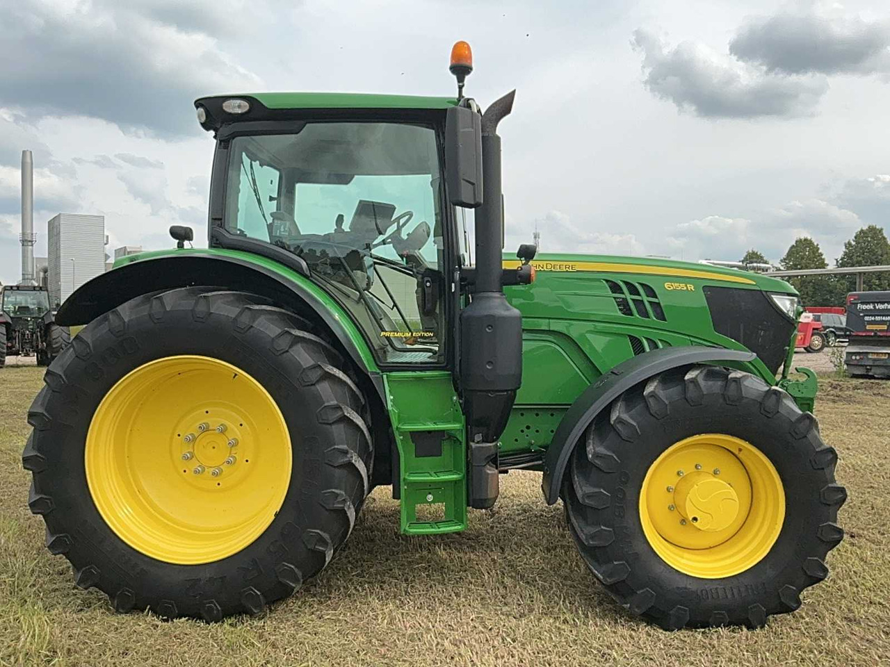 John deere 6155R - Traktor: gambar 5 John deere 6155R - Traktor: gambar 5