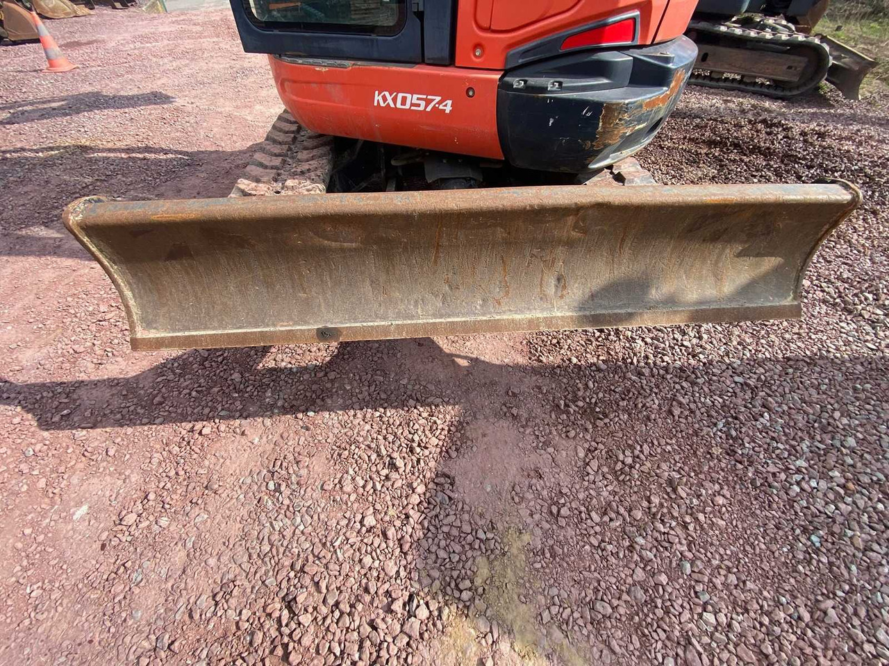 Ekskavator mini KUBOTA KX 057-4 5.5 TON MINI CRAWLER EXCAVATOR: gambar 12 Ekskavator mini KUBOTA KX 057-4 5.5 TON MINI CRAWLER EXCAVATOR: gambar 12