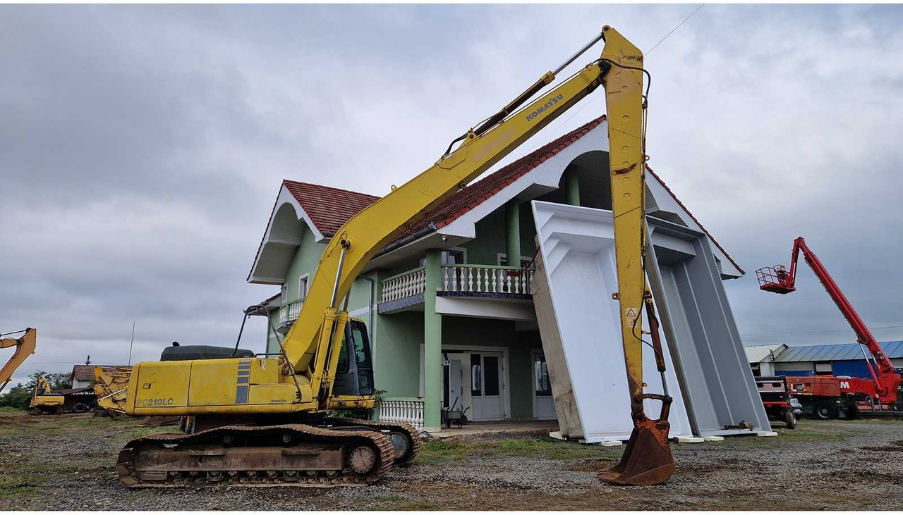Komatsu PC 210 LC - Ekskavator perayap: gambar 5 Komatsu PC 210 LC - Ekskavator perayap: gambar 5