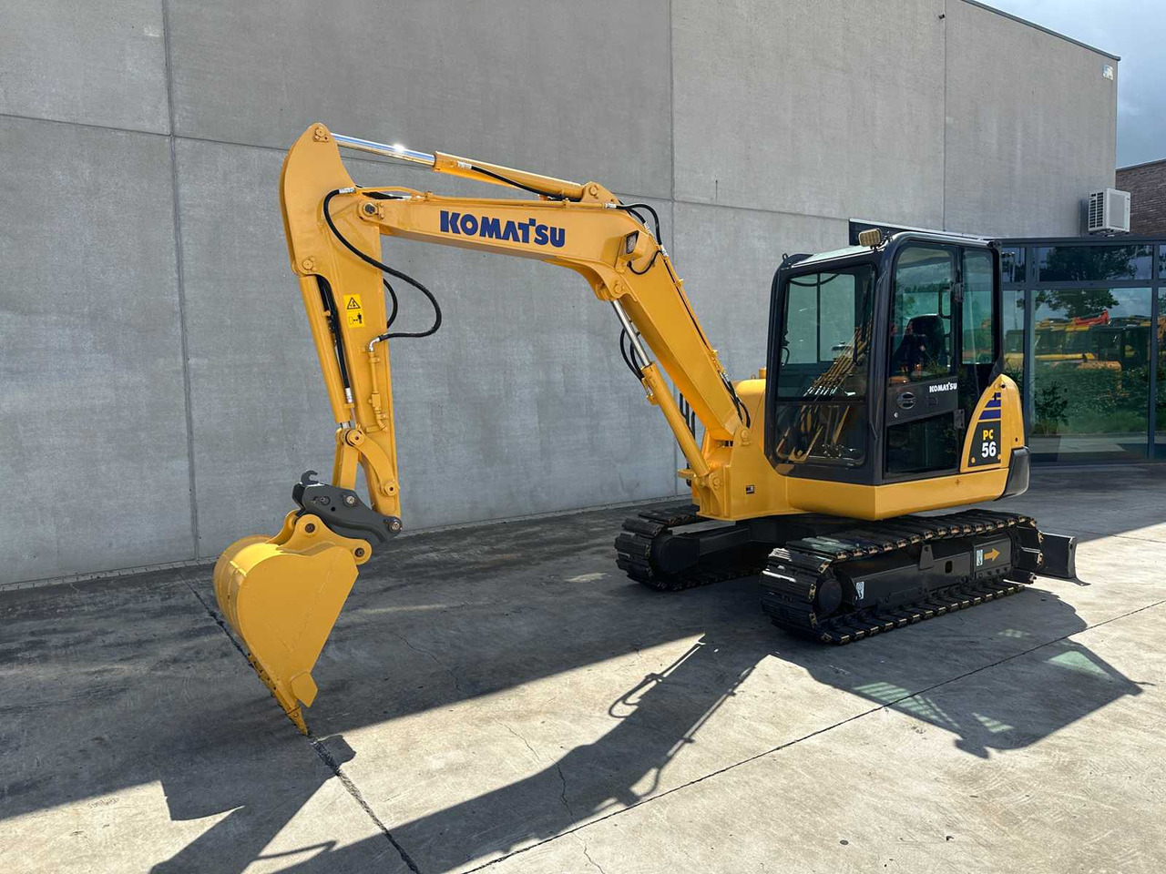 Komatsu PC56-7 - Ekskavator perayap: gambar 1 Komatsu PC56-7 - Ekskavator perayap: gambar 1