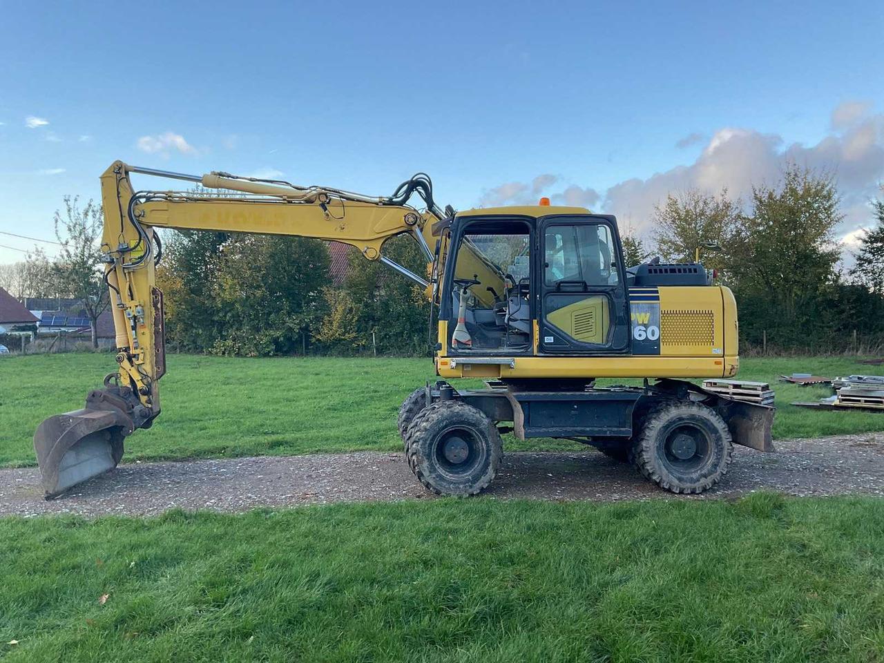 Komatsu PW160-7EO - Ekskavator roda: gambar 3 Komatsu PW160-7EO - Ekskavator roda: gambar 3