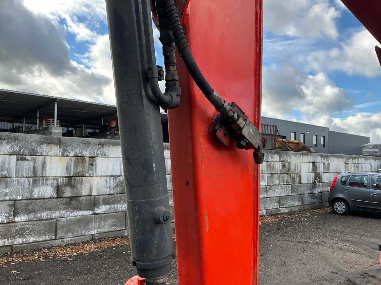 Ekskavator perayap Kubota KX 165-5: gambar 15