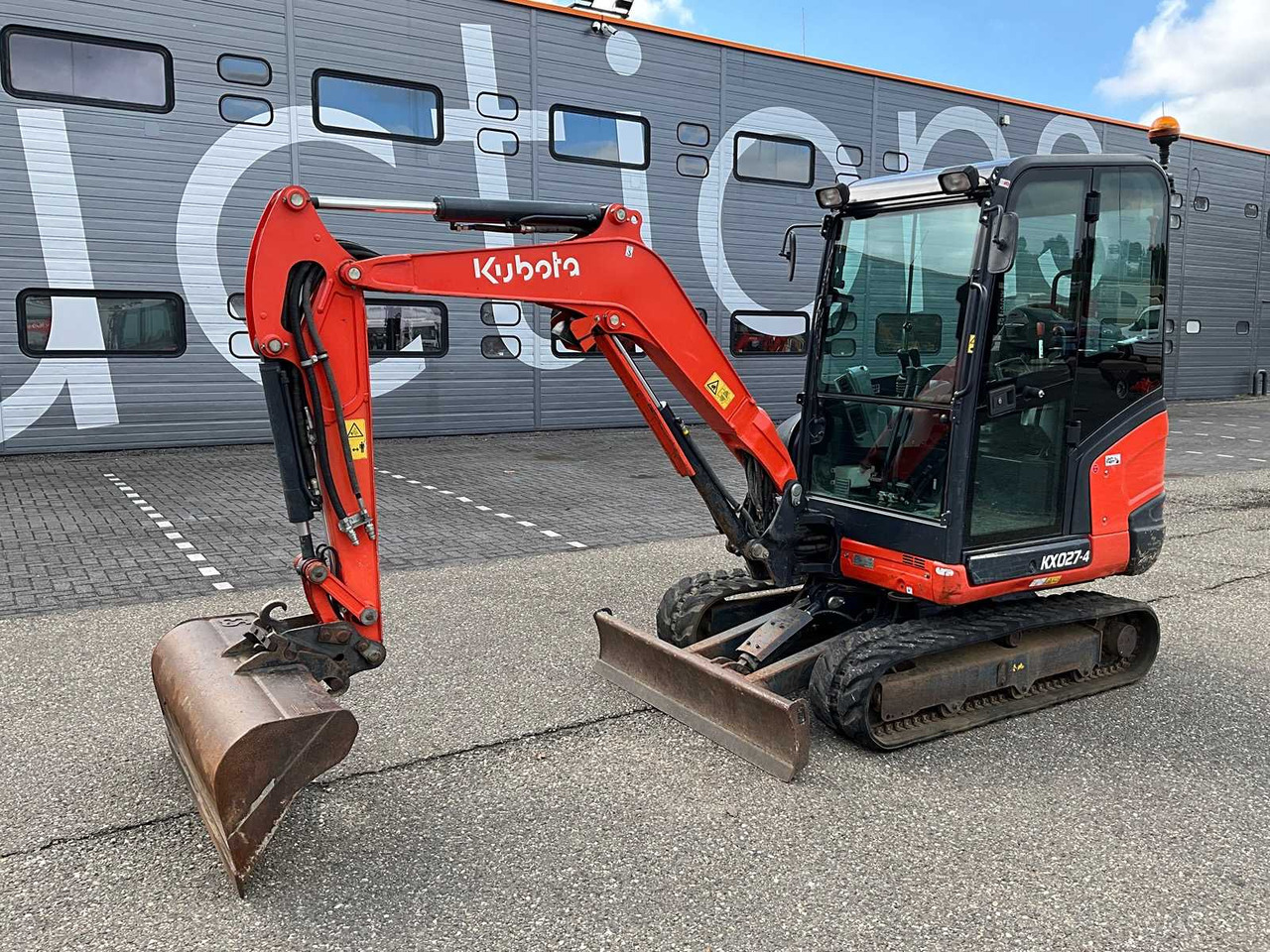 Kubota KX027-4 HI - Ekskavator mini: gambar 1 Kubota KX027-4 HI - Ekskavator mini: gambar 1