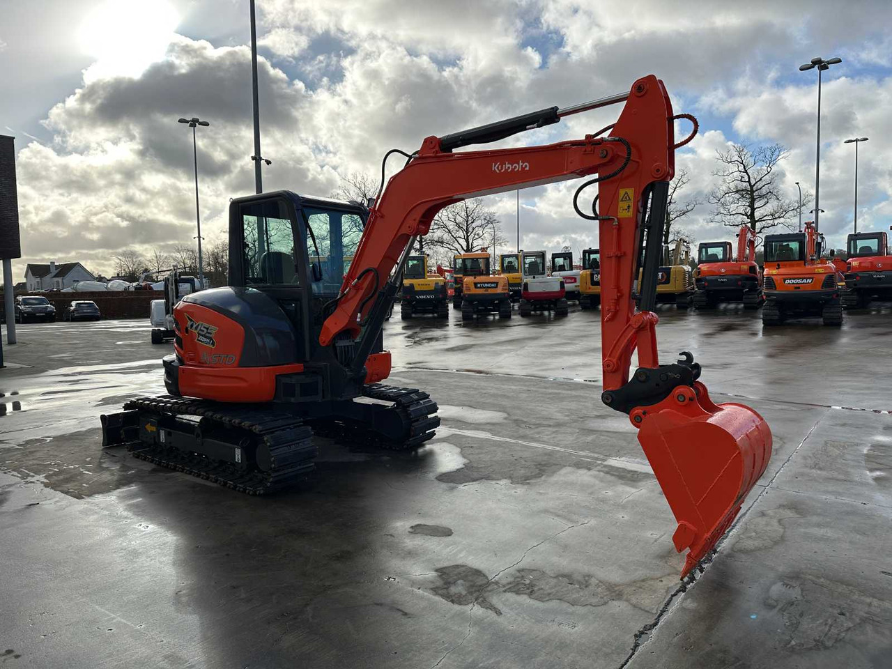 Kubota KX155-5 - Ekskavator perayap: gambar 3 Kubota KX155-5 - Ekskavator perayap: gambar 3