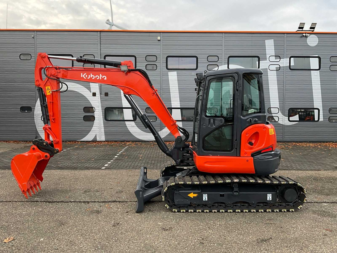 Kubota KX163-5 - Ekskavator perayap: gambar 2 Kubota KX163-5 - Ekskavator perayap: gambar 2