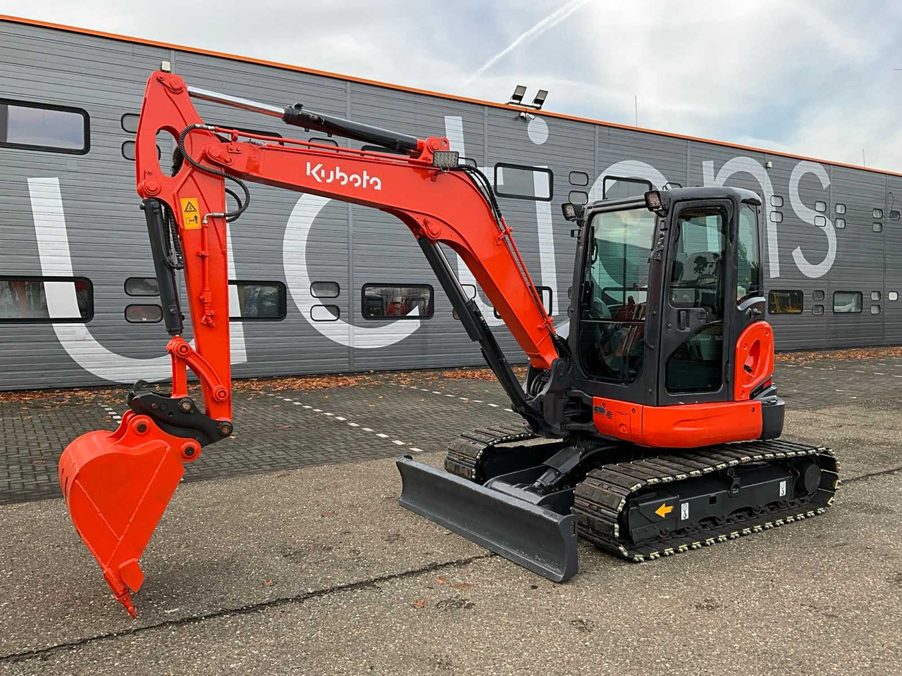 Kubota KX163-5 - Ekskavator perayap: gambar 1 Kubota KX163-5 - Ekskavator perayap: gambar 1