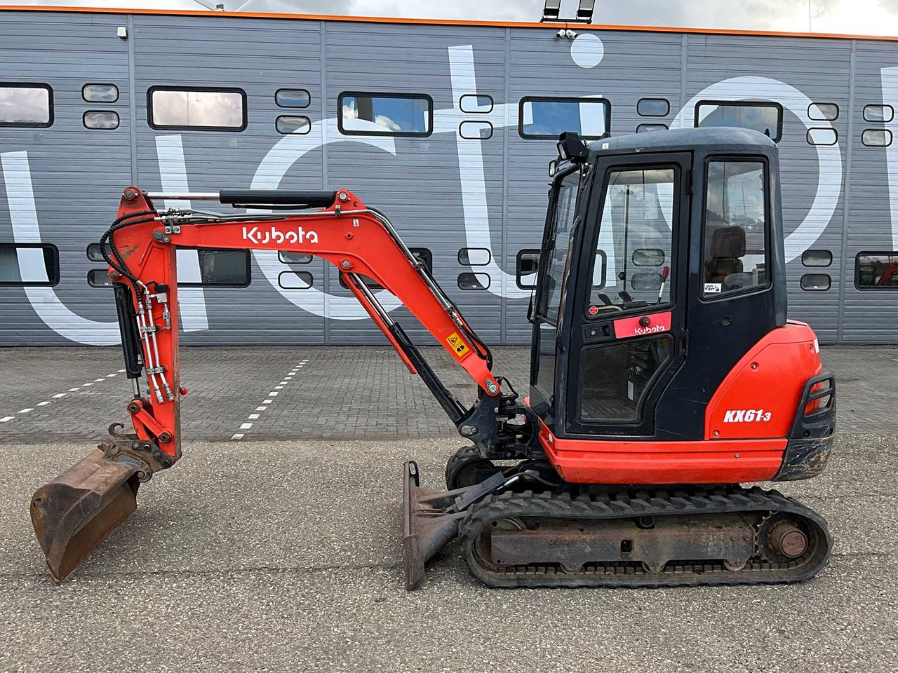 Kubota KX61-3 - Ekskavator mini: gambar 2 Kubota KX61-3 - Ekskavator mini: gambar 2