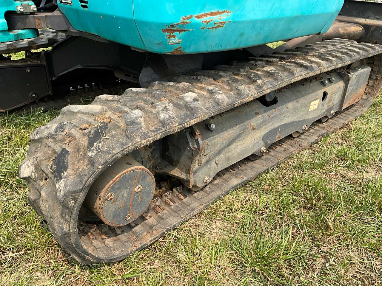 Ekskavator perayap Kubota U-30-5: gambar 14