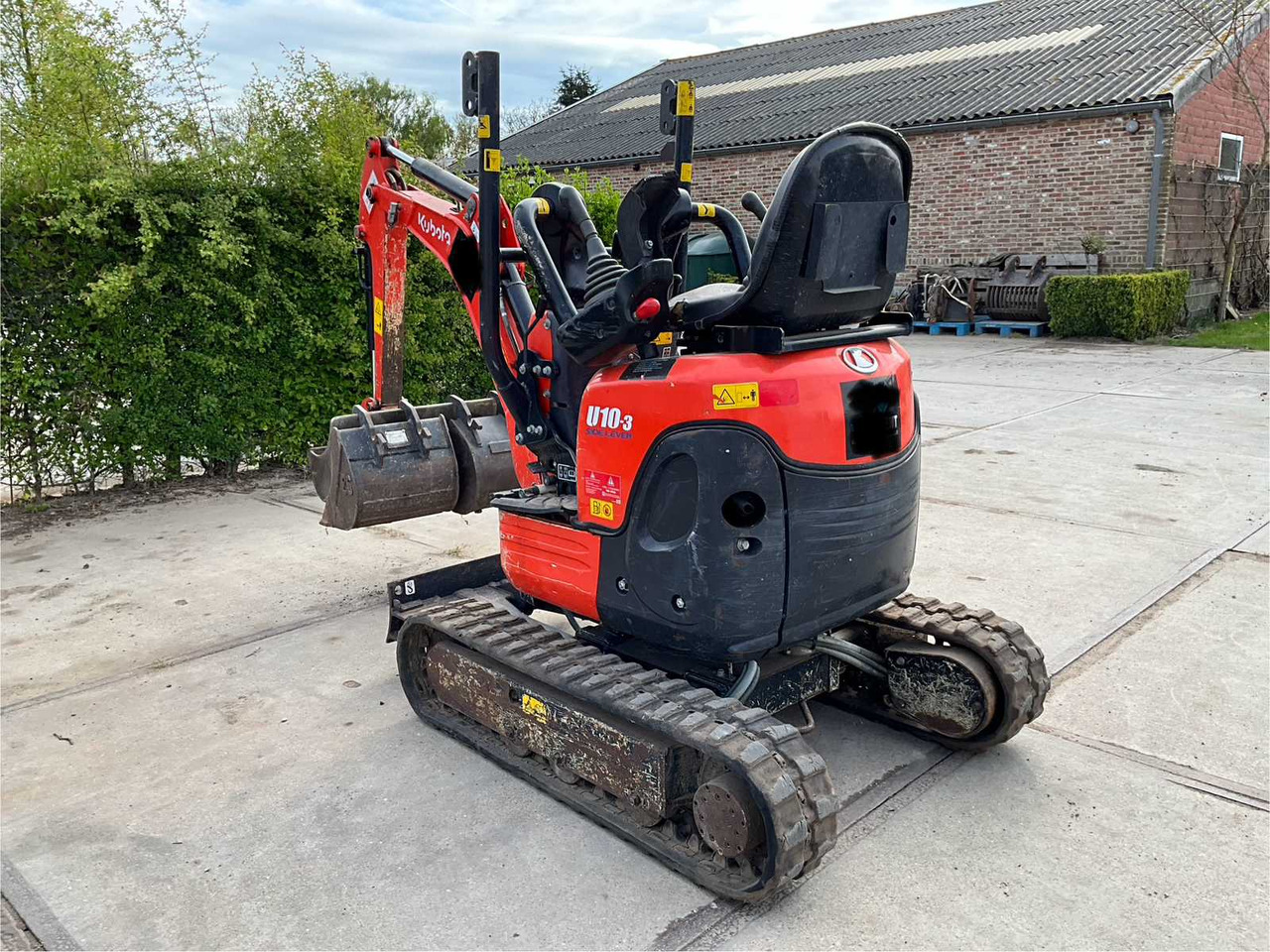 Kubota U10-3 - Ekskavator mini: gambar 5 Kubota U10-3 - Ekskavator mini: gambar 5