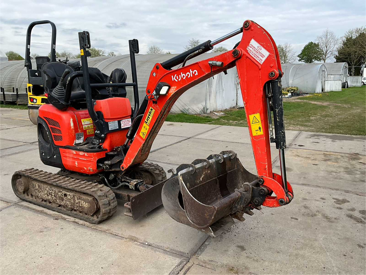 Kubota U10-3 - Ekskavator mini: gambar 1 Kubota U10-3 - Ekskavator mini: gambar 1