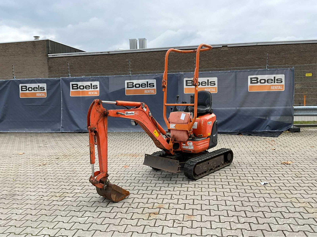 Kubota U10-3 VHG - Ekskavator mini: gambar 1 Kubota U10-3 VHG - Ekskavator mini: gambar 1