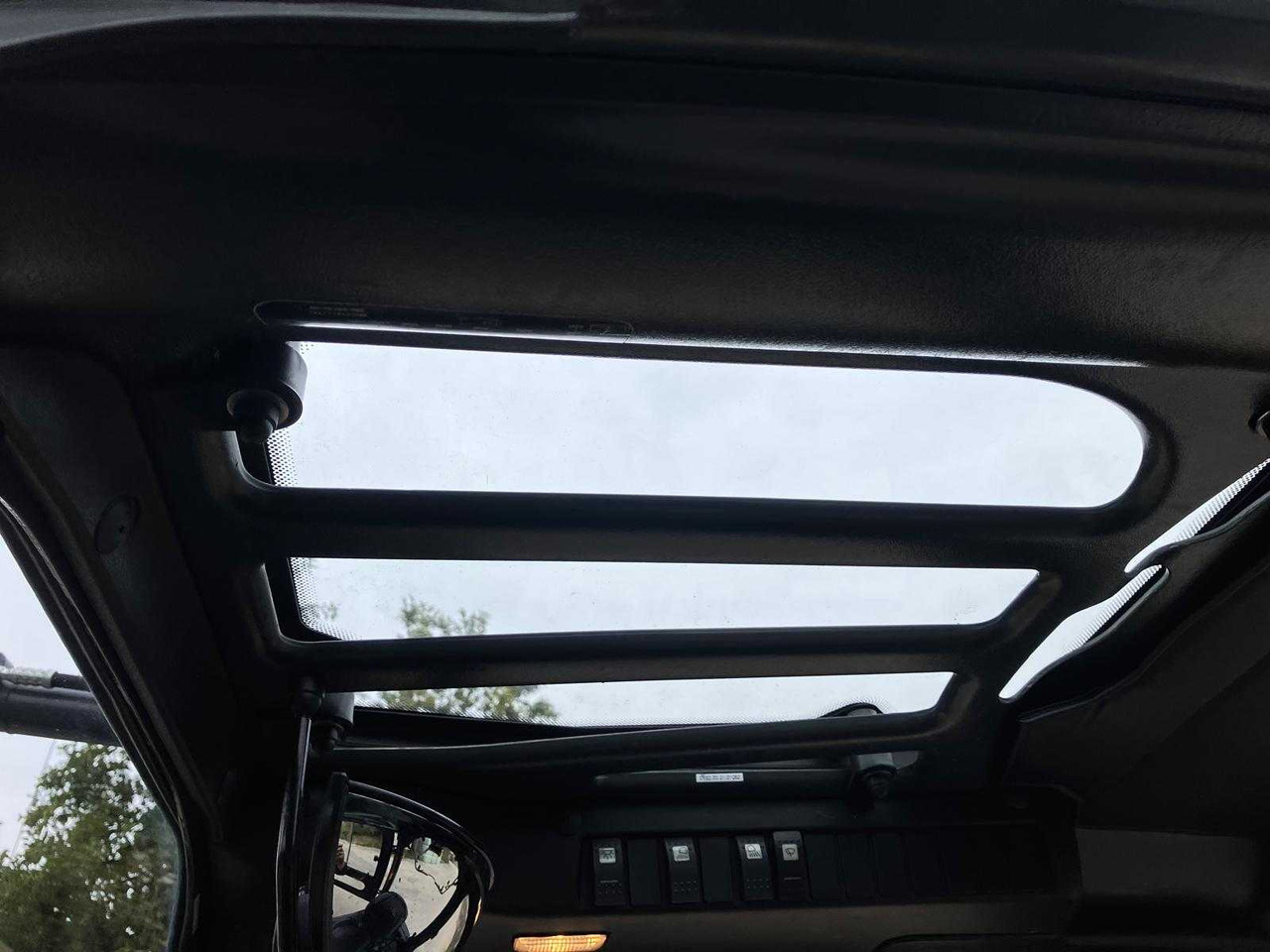 Forklift LINDE E16 FORKLIFT: gambar 6 Forklift LINDE E16 FORKLIFT: gambar 6