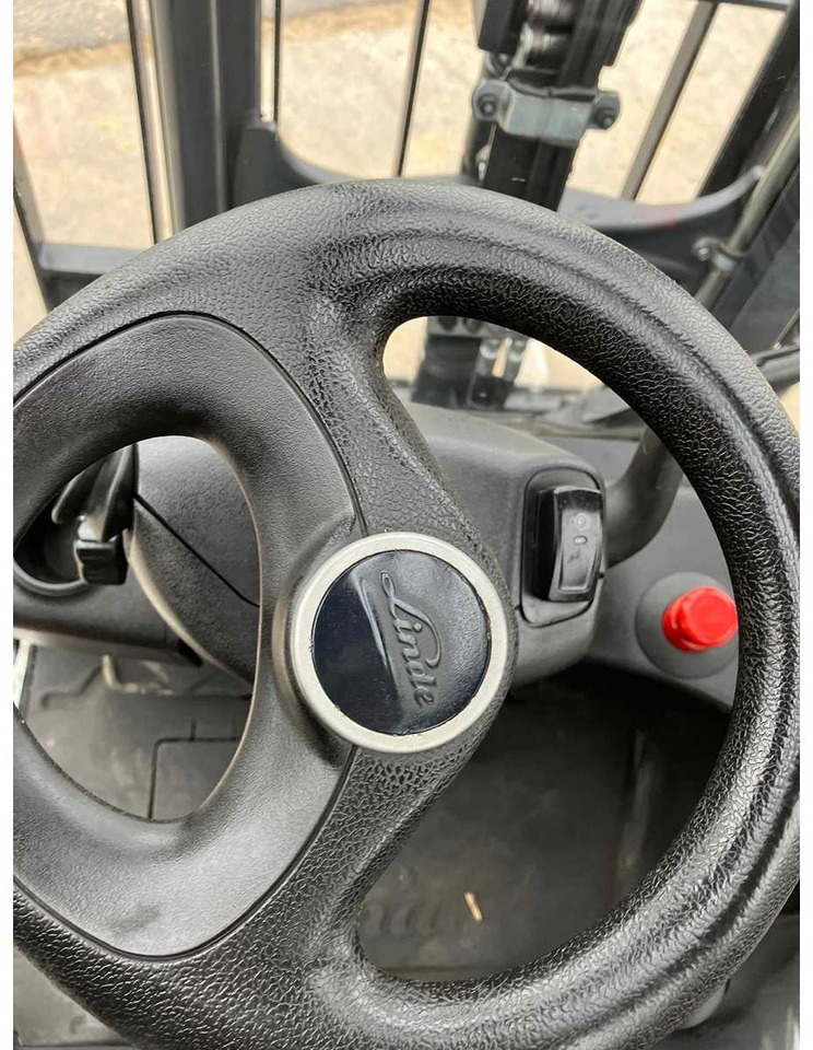 Forklift LINDE E16 FORKLIFT: gambar 10 Forklift LINDE E16 FORKLIFT: gambar 10