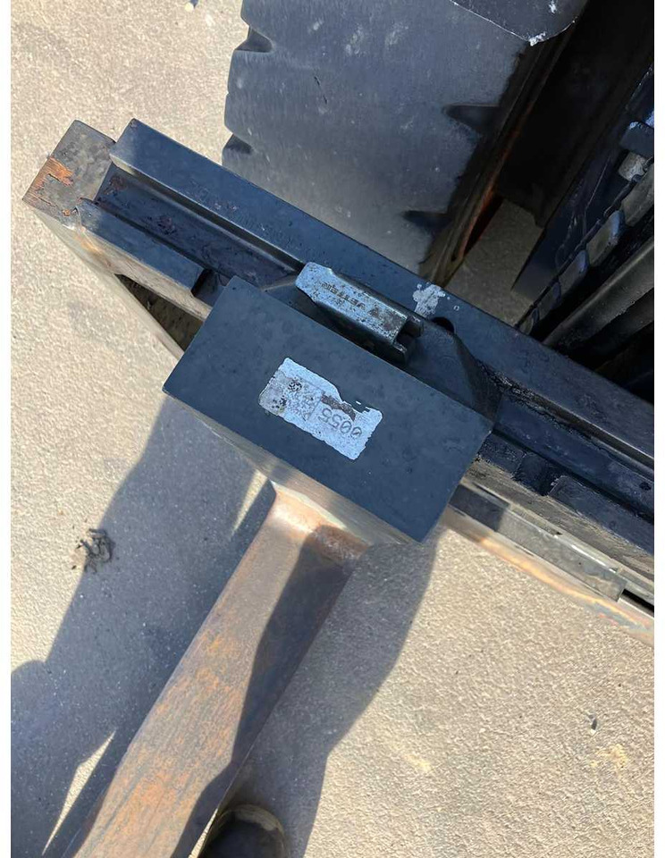 LINDE H40D FORKLIFT TRUCK 2006 - Forklift: gambar 4 LINDE H40D FORKLIFT TRUCK 2006 - Forklift: gambar 4