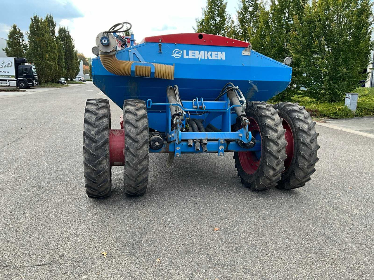 Lemken Solitair 12SW - Penabur presisi: gambar 5 Lemken Solitair 12SW - Penabur presisi: gambar 5