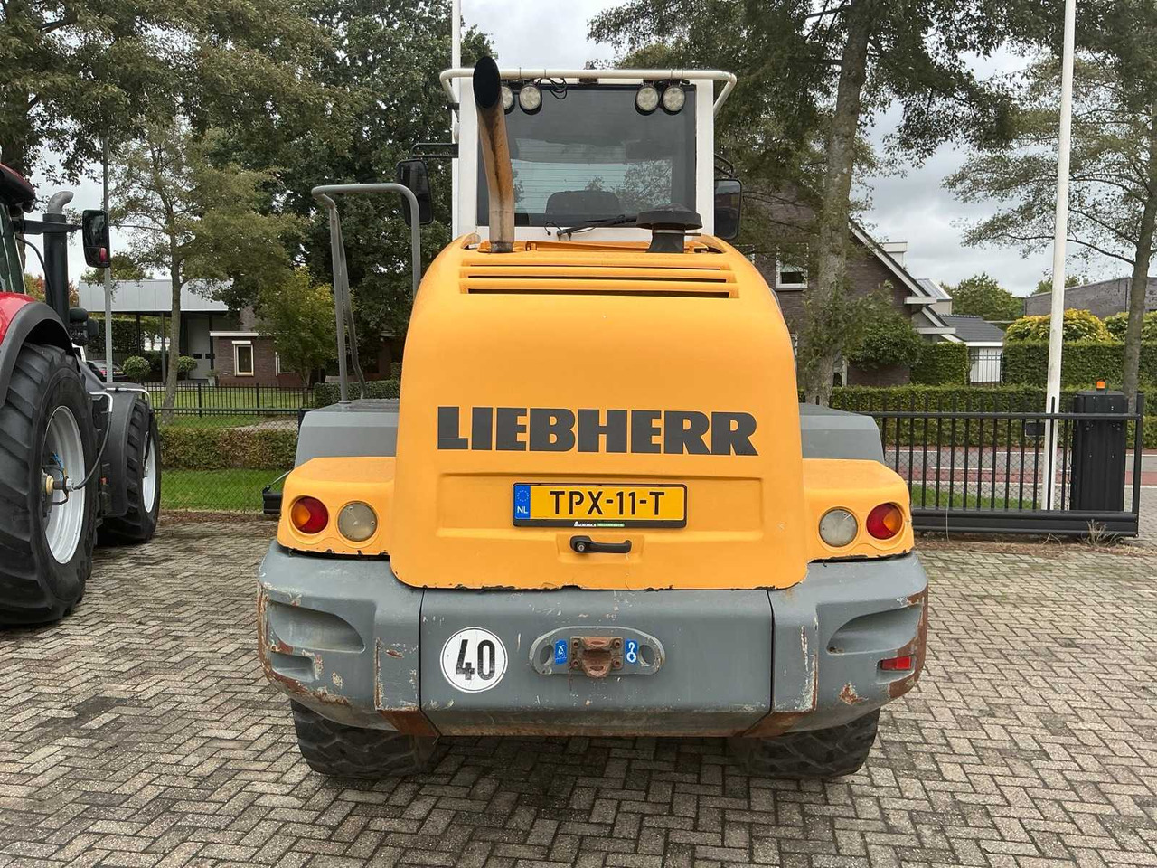 Liebherr L524 - Wheel loader: gambar 4 Liebherr L524 - Wheel loader: gambar 4