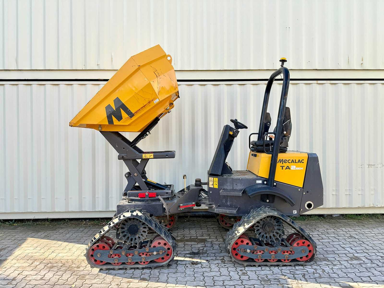 MECALAC - TA2SEH QUAD TRACK SWIVEL BODY - 2018 - DUMPER - Tempat sampah mini: gambar 1 MECALAC - TA2SEH QUAD TRACK SWIVEL BODY - 2018 - DUMPER - Tempat sampah mini: gambar 1