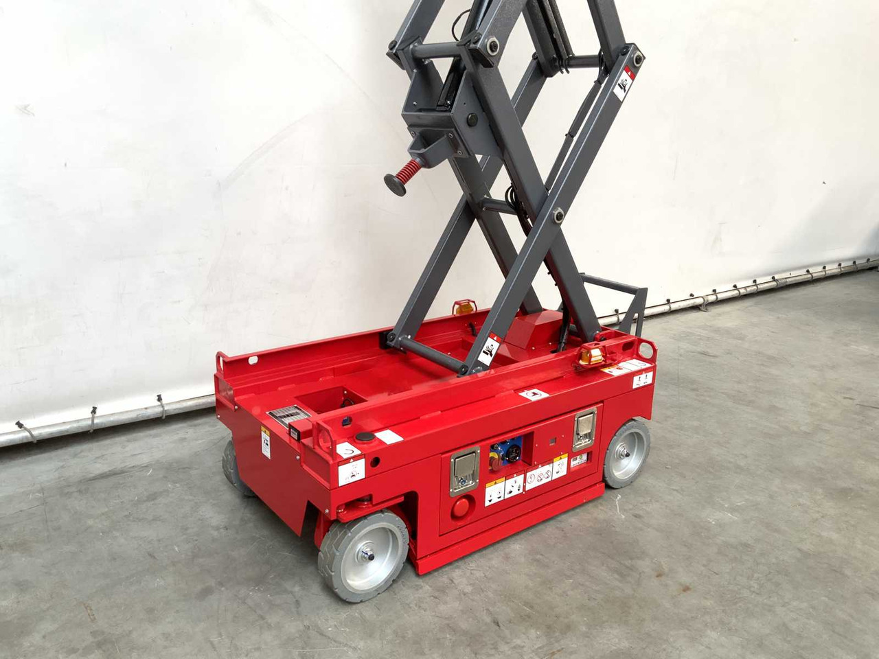 Platform pengangkat Mantall XE-60 MINI: gambar 13
