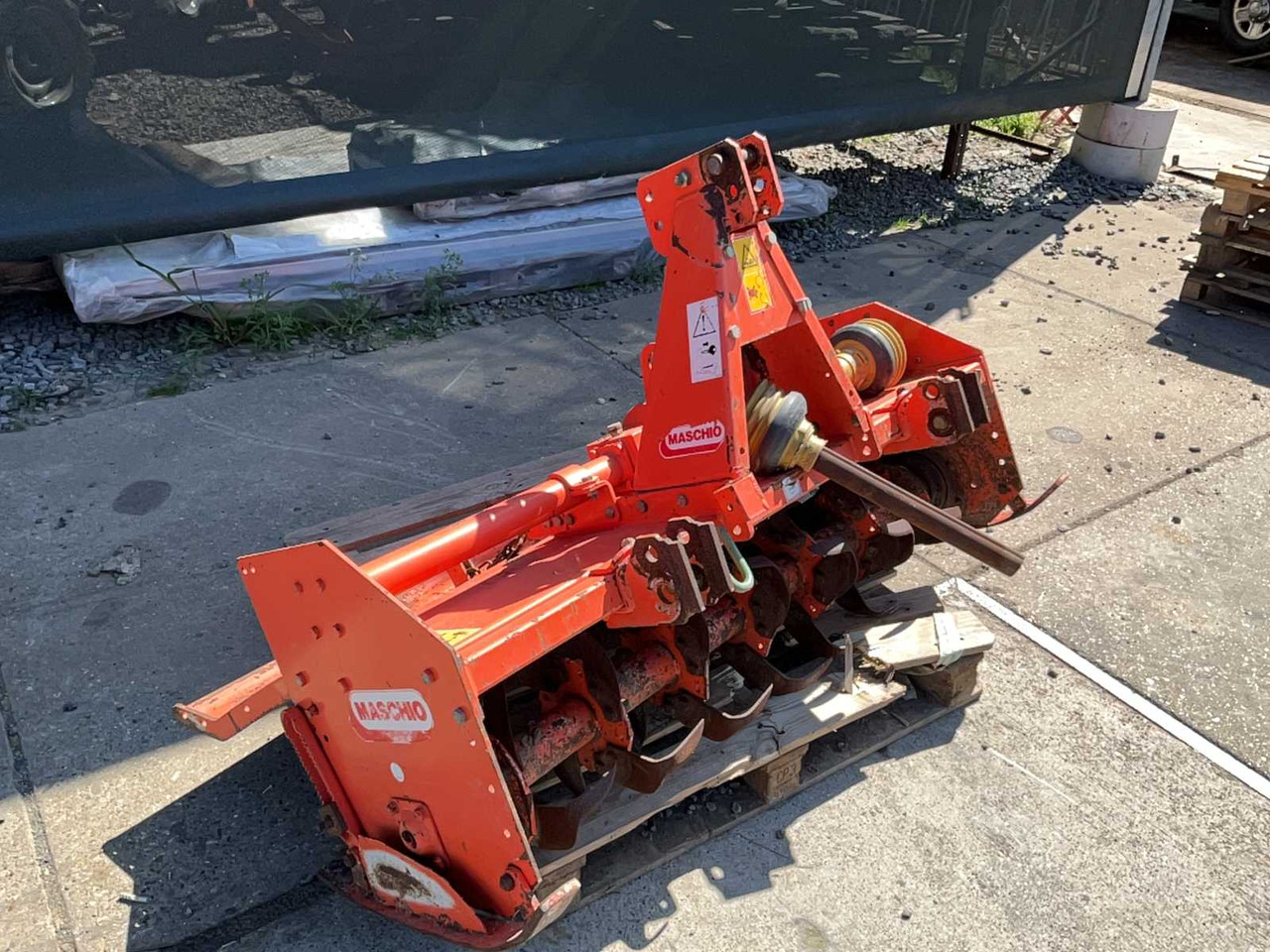 Maschio A140 - Rotavator: gambar 3 Maschio A140 - Rotavator: gambar 3