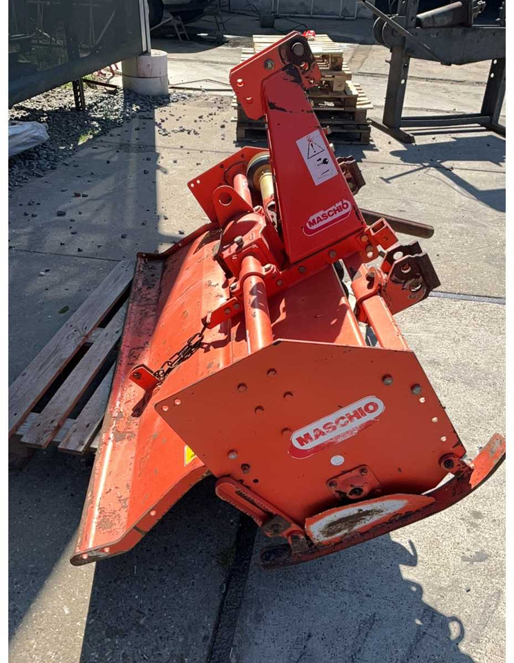 Maschio A140 - Rotavator: gambar 4 Maschio A140 - Rotavator: gambar 4