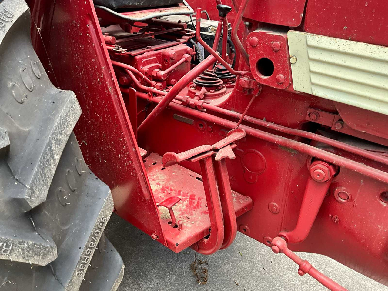 Traktor Mc cormick international 624: gambar 12