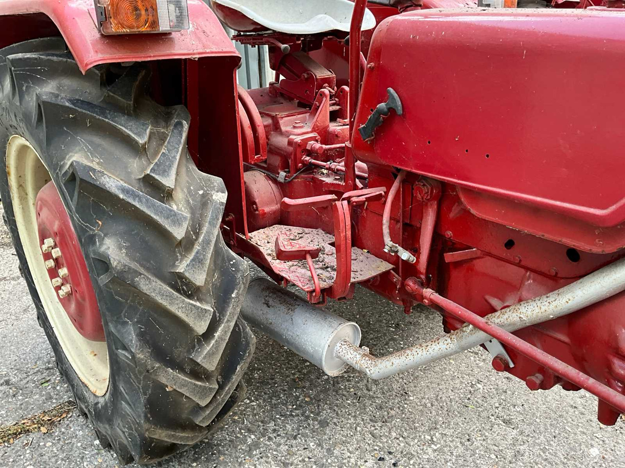 Traktor Mc cormick international D-439: gambar 13