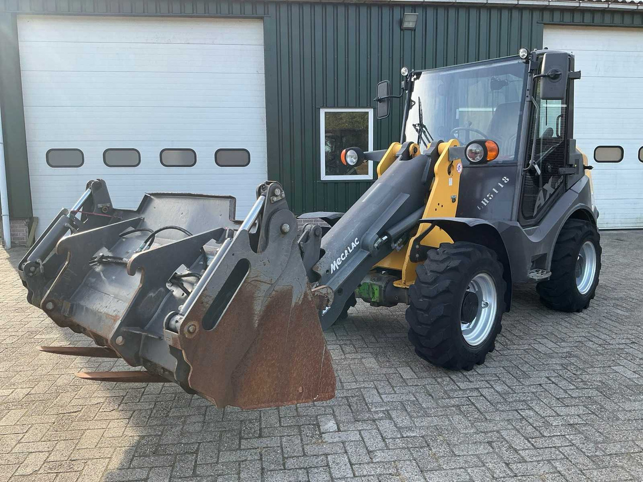 Mecalac AX850 - Wheel loader: gambar 1 Mecalac AX850 - Wheel loader: gambar 1