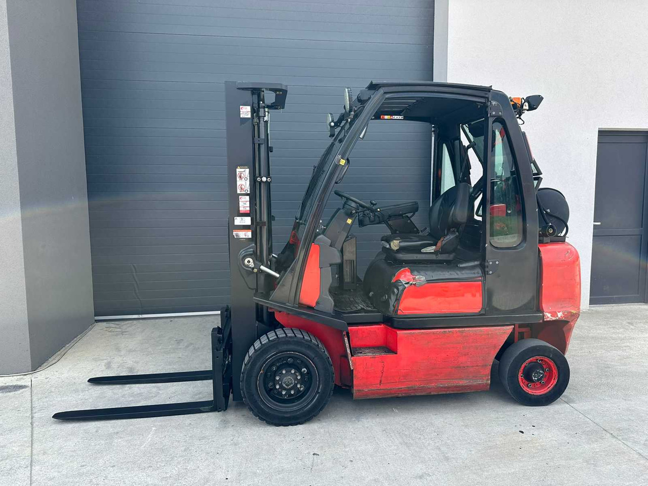 NISSAN - U1D2A25LQ - FORKLIFT TRUCKS - 2016 - Forklift: gambar 2 NISSAN - U1D2A25LQ - FORKLIFT TRUCKS - 2016 - Forklift: gambar 2