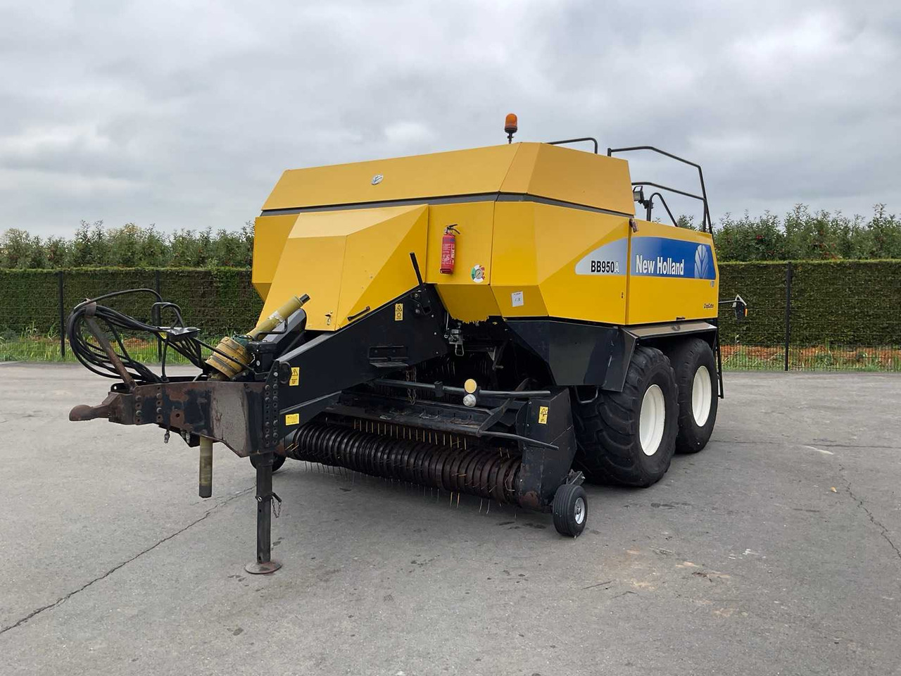New Holland BB 960 R - Baler persegi: gambar 3 New Holland BB 960 R - Baler persegi: gambar 3
