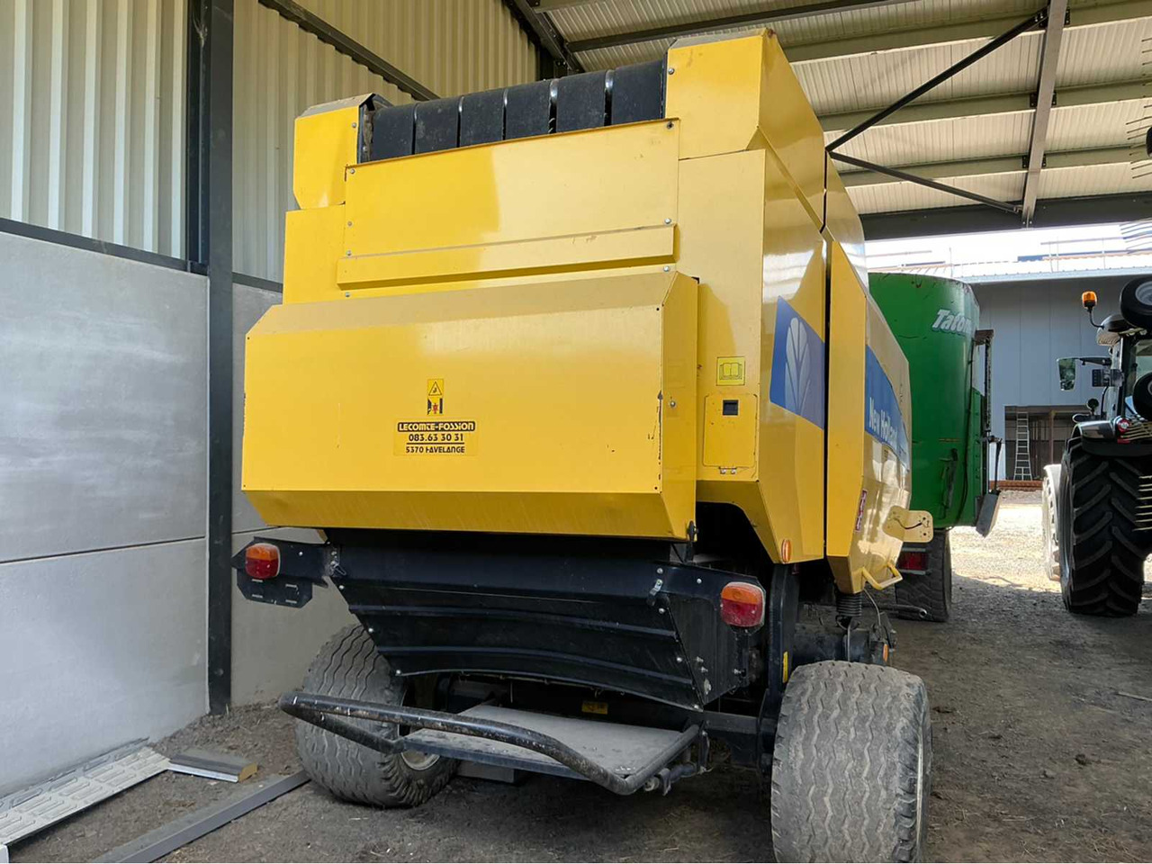 New Holland BR7070 - Baler bulat: gambar 2 New Holland BR7070 - Baler bulat: gambar 2