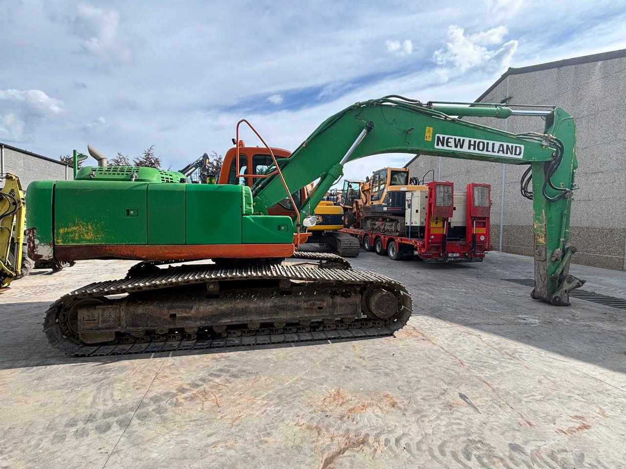 New Holland NEW HOLLAND - 2008 - E265 - CRAWLER EXCAVATOR - Ekskavator perayap: gambar 3 New Holland NEW HOLLAND - 2008 - E265 - CRAWLER EXCAVATOR - Ekskavator perayap: gambar 3