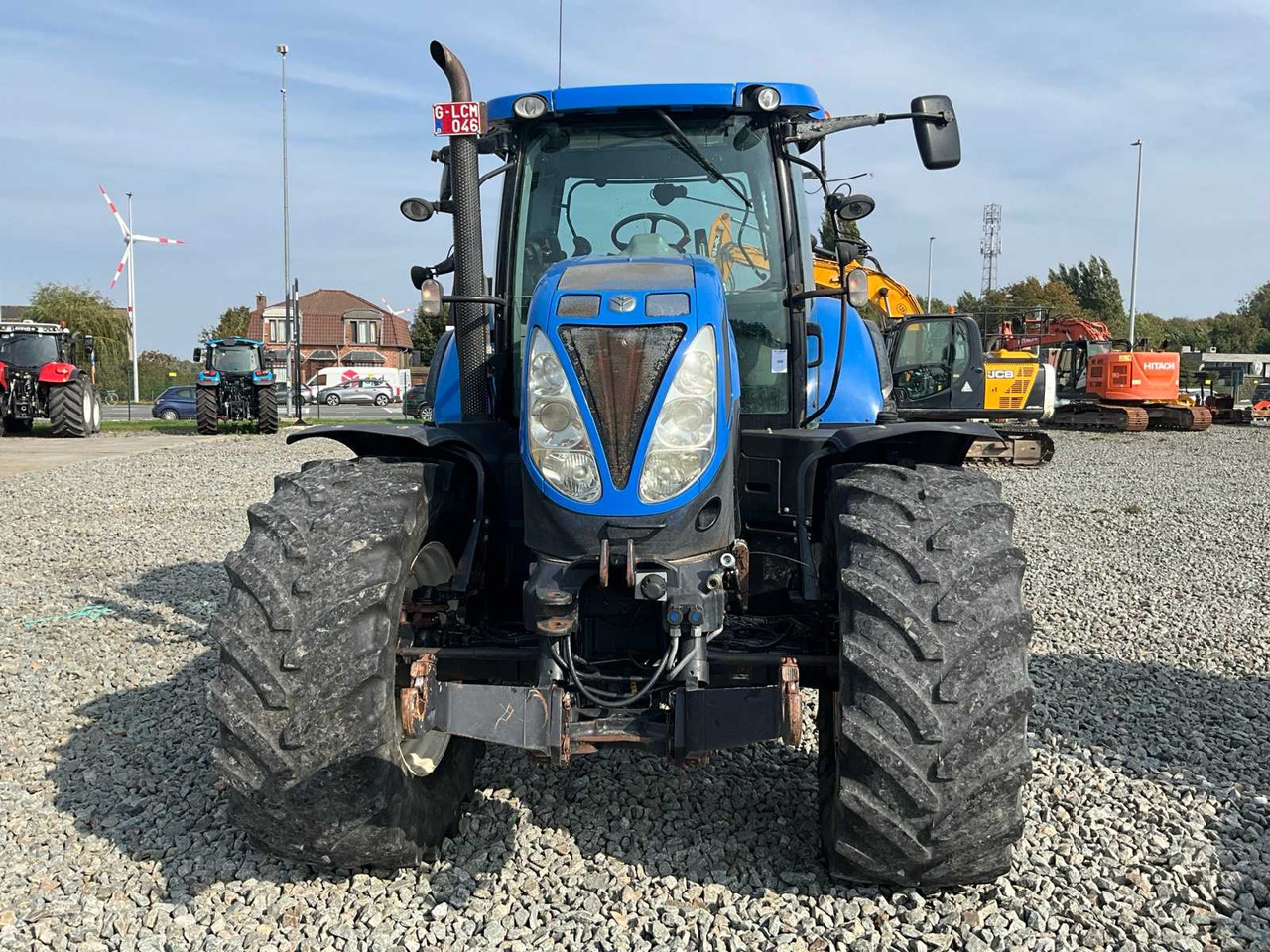 New Holland T7.210 - Traktor: gambar 2 New Holland T7.210 - Traktor: gambar 2