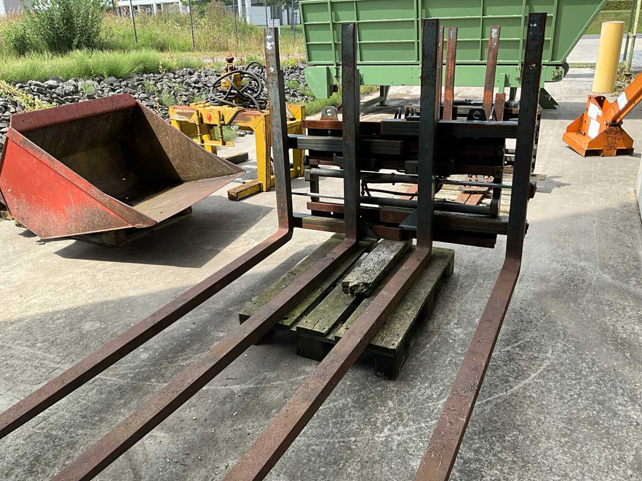 Kaup 3T 409-4 - Peralatan lainnya: gambar 3 Kaup 3T 409-4 - Peralatan lainnya: gambar 3