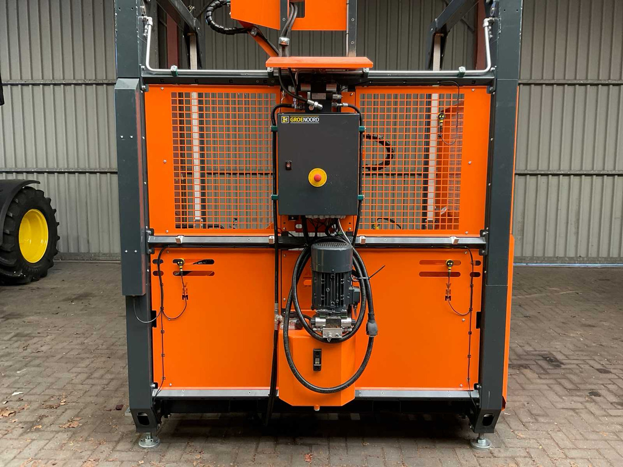 Peralatan pertanian VHM Stackr M1 1600: gambar 10