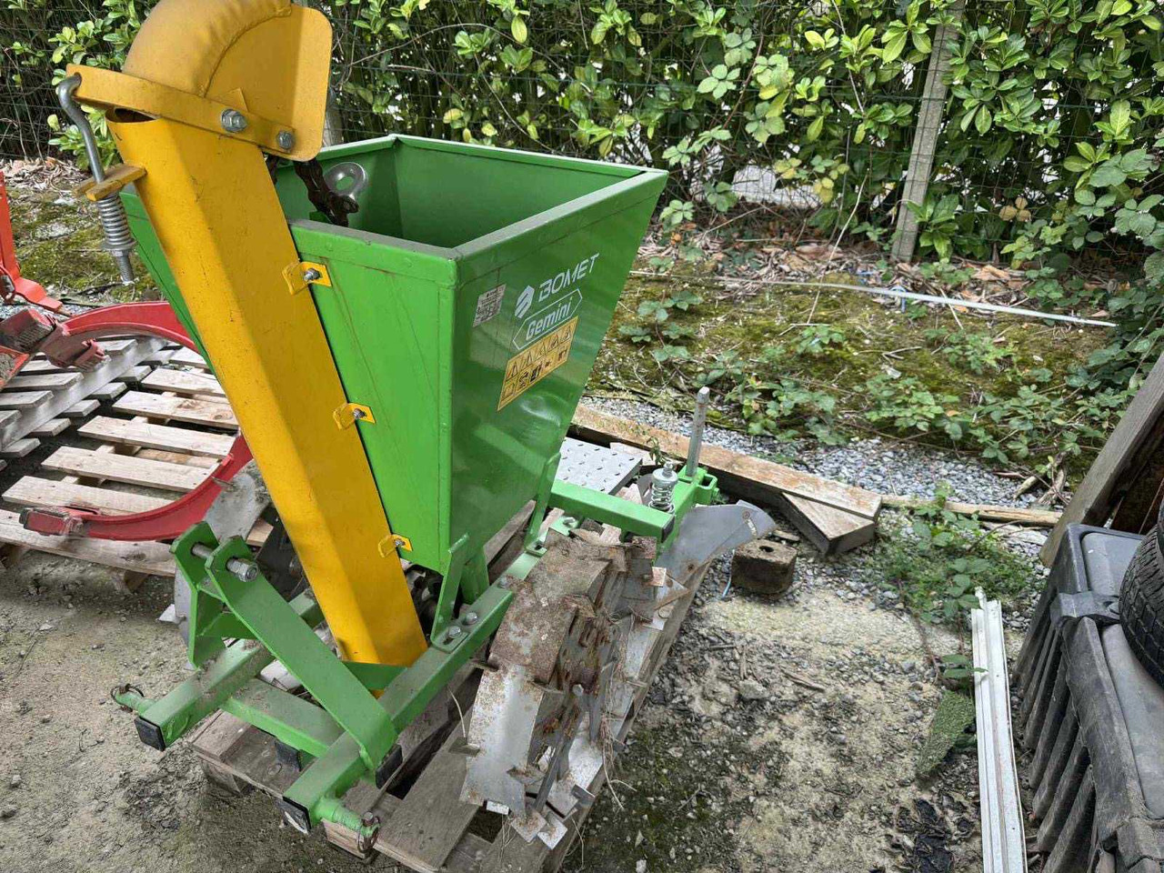 Potato harvester and planter lot - Mesin pemanen kentang: gambar 4 Potato harvester and planter lot - Mesin pemanen kentang: gambar 4