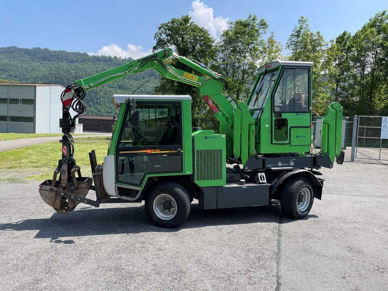 REFORM BOKIMOBIL HY1351 WITH EXCAVATOR ATTACHMENT - Ekskavator roda: gambar 3 REFORM BOKIMOBIL HY1351 WITH EXCAVATOR ATTACHMENT - Ekskavator roda: gambar 3