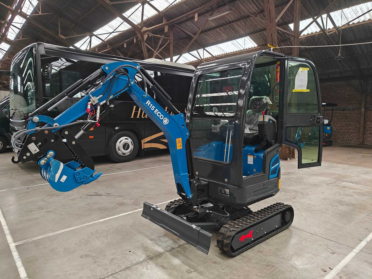 RIPPA - 2025 - R15 - MINI EXCAVATOR - Ekskavator mini: gambar 1 RIPPA - 2025 - R15 - MINI EXCAVATOR - Ekskavator mini: gambar 1