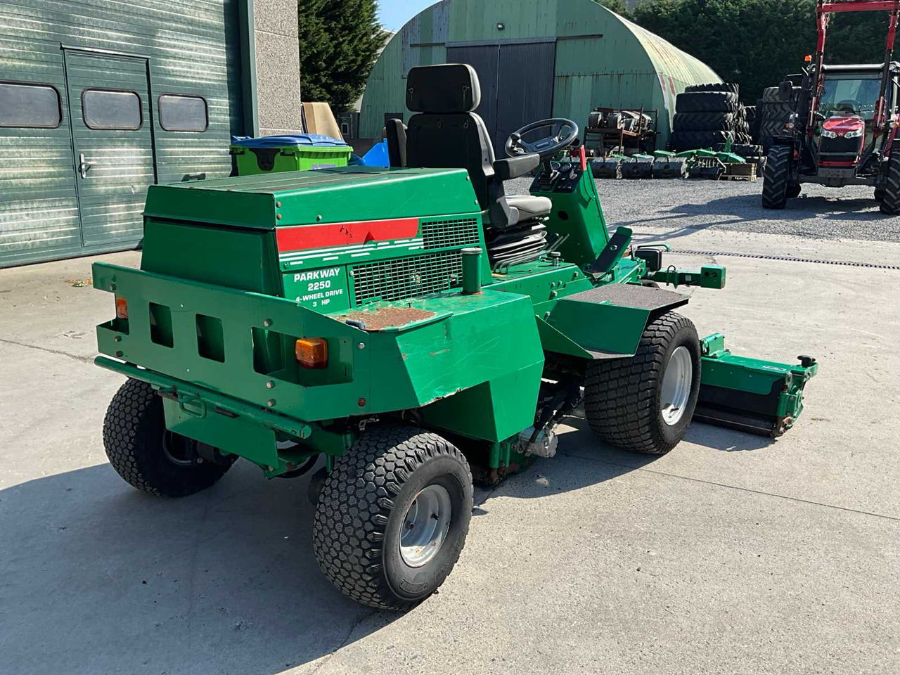 Ransomes Parkway 2250 - Mesin pemotong chopper/ Mulcher: gambar 5 Ransomes Parkway 2250 - Mesin pemotong chopper/ Mulcher: gambar 5