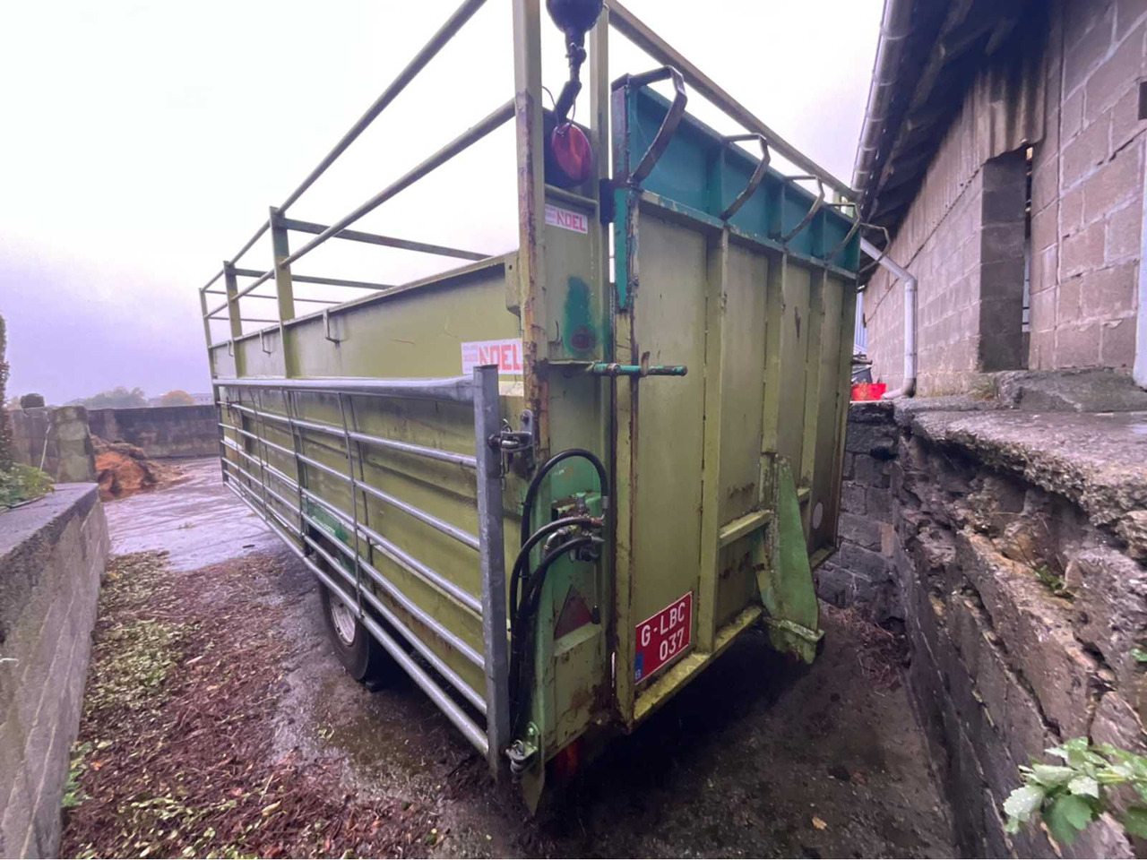 Remorques Noel A185 - Trailer pengangkut hewan: gambar 3 Remorques Noel A185 - Trailer pengangkut hewan: gambar 3